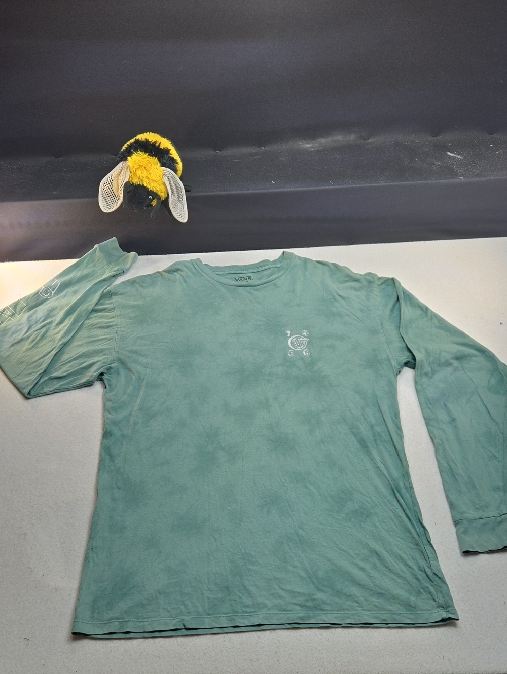 Vans Premium "Off-the-Wall" green tie-dye long sleeve graphic t-shirt